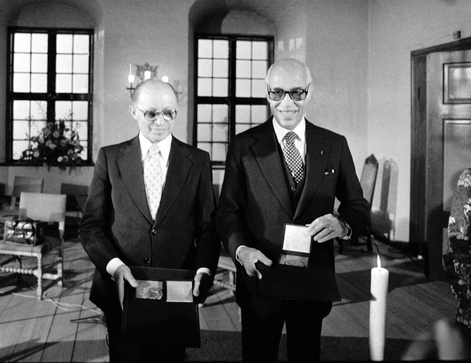 1978: Mohamed Anwar al-Sadat and Menachem Begin